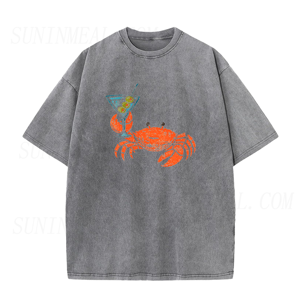 Funny Crab Holding Cocktail Unisex Tee