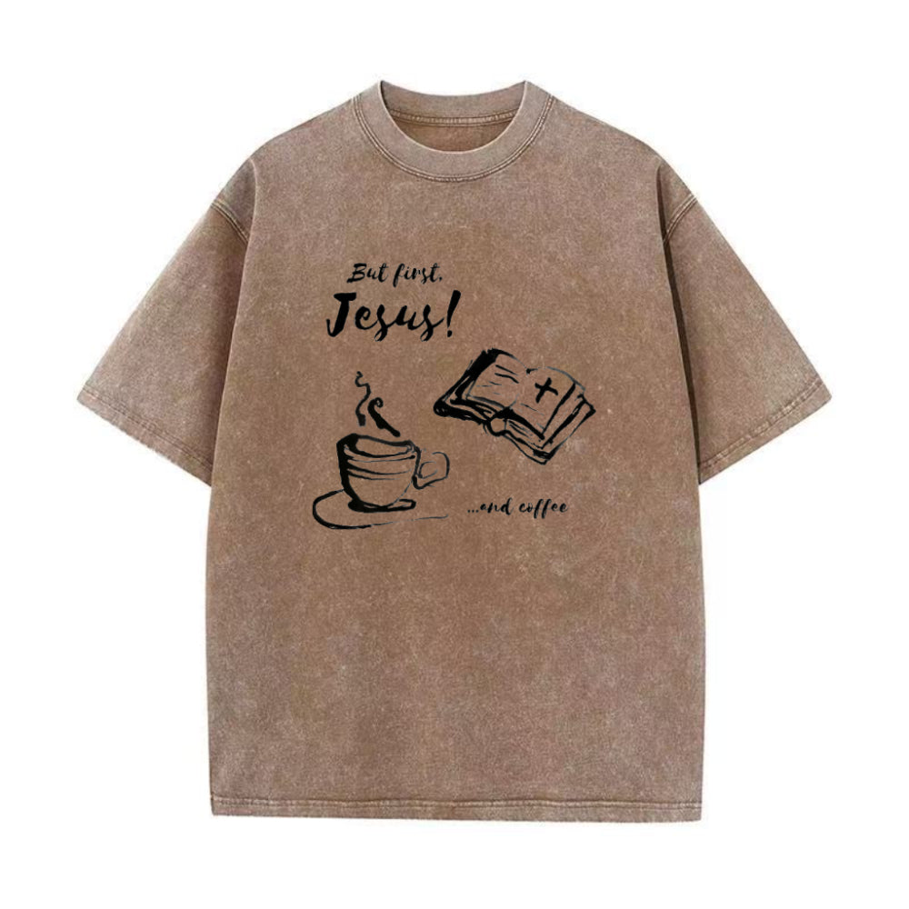 バット・ファースト・イエス&コーヒー ユニセックスTシャツ