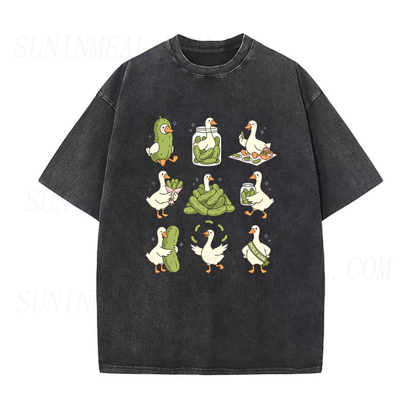 Goose Loves Pickles Unisex Tee