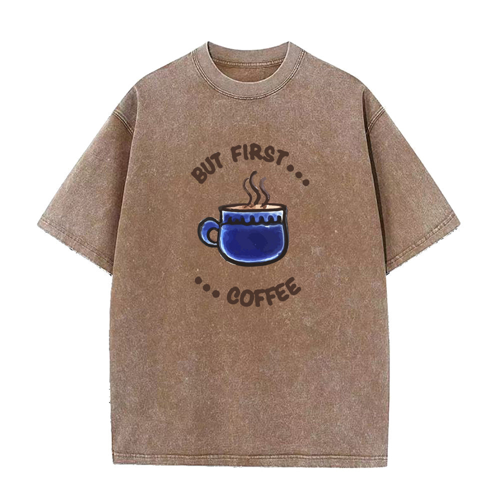 でもまずはコーヒー ユニセックスTシャツ