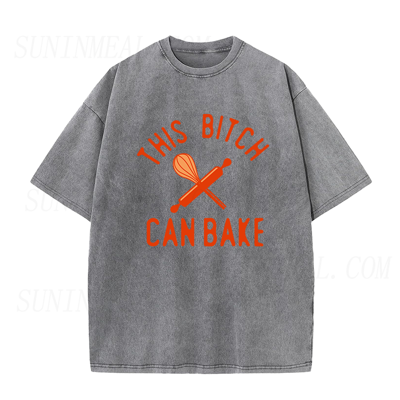 This Bitch Can Bake ユニセックスTシャツ
