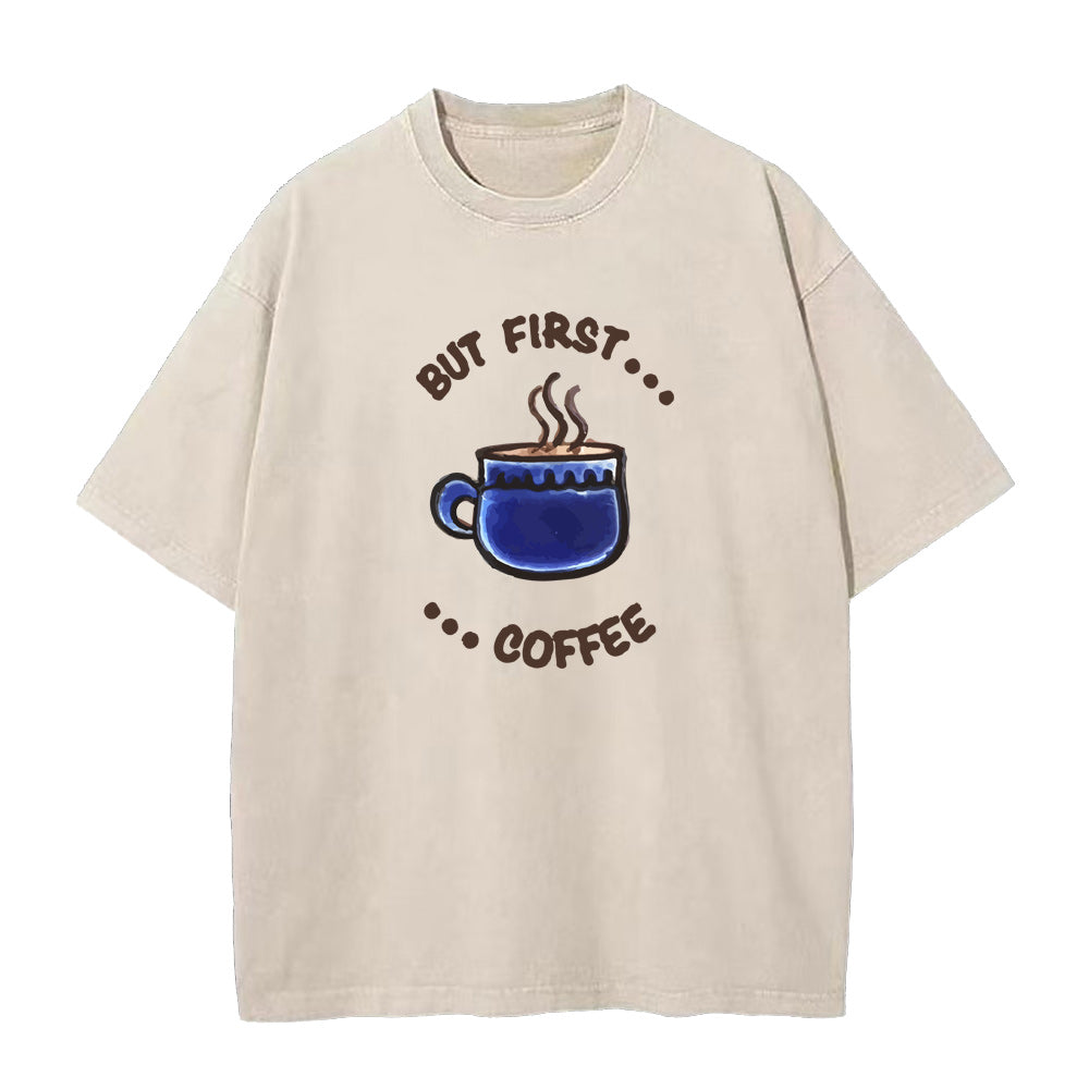 でもまずはコーヒー ユニセックスTシャツ