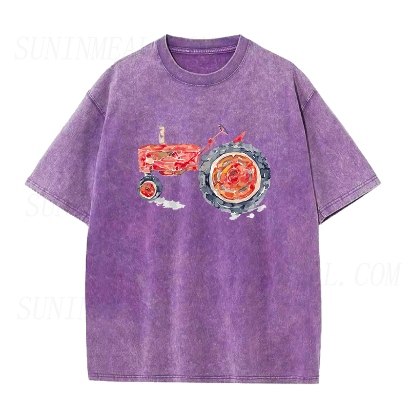 赤いトラクターのユニセックスTシャツ