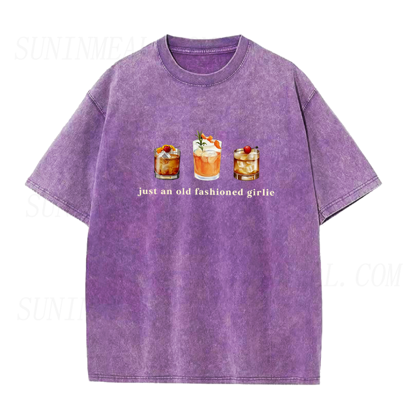 Just An Old Fashioned Girlie Unisex Tee