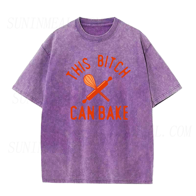This Bitch Can Bake ユニセックスTシャツ