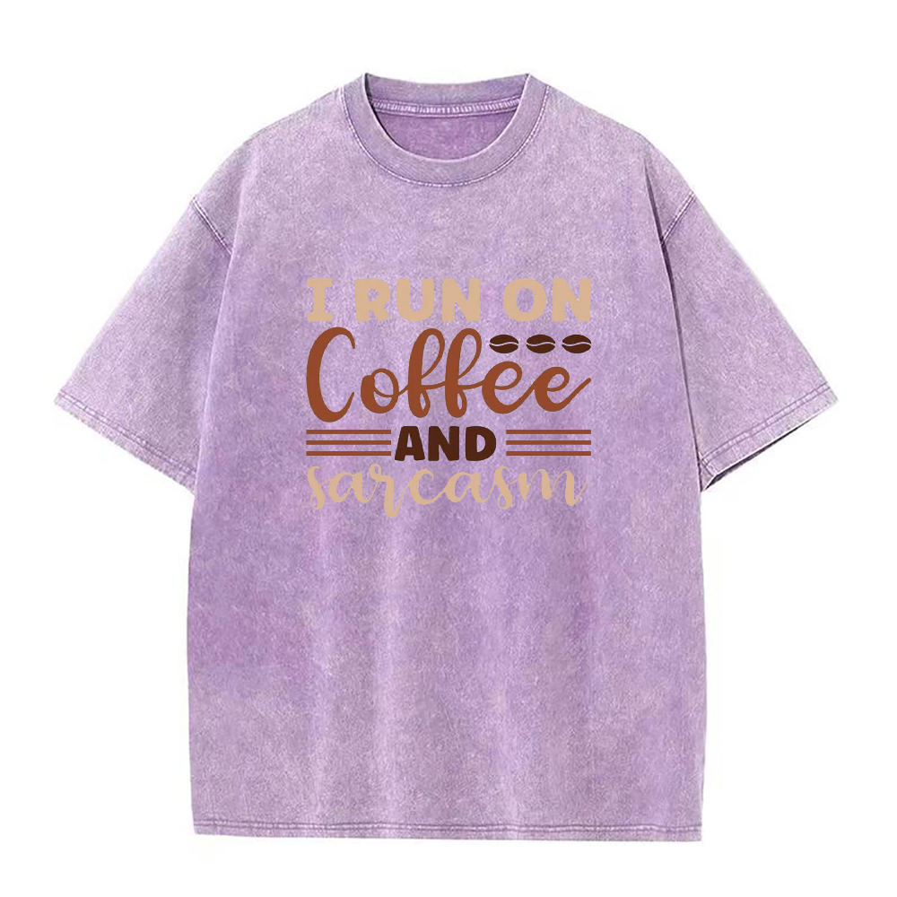 I Run On Coffee and Sarcasm ユニセックスTシャツ