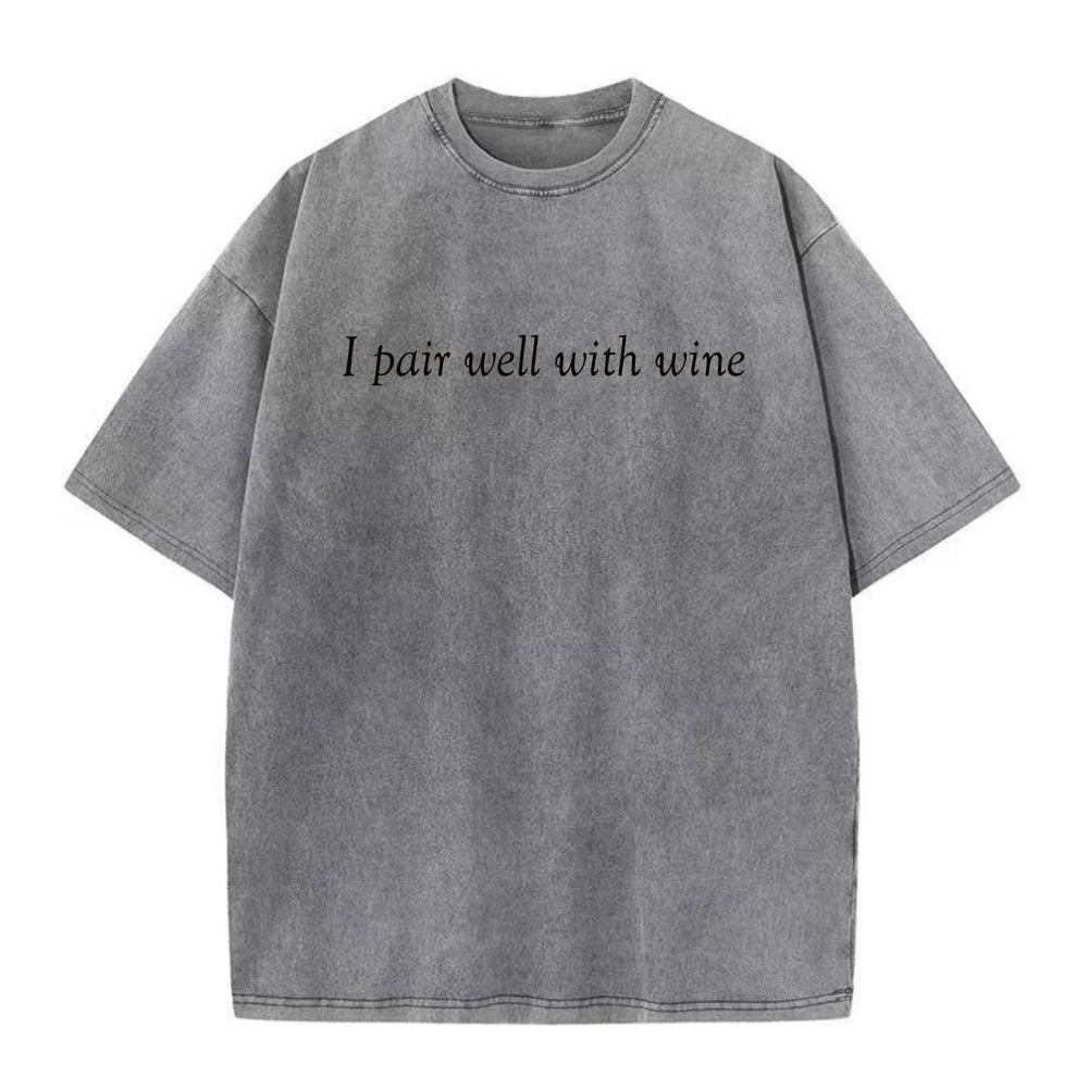 ワインと相性抜群のユニセックスTシャツ