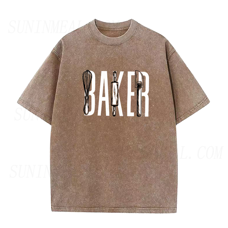 ベイカー ユニセックスTシャツ