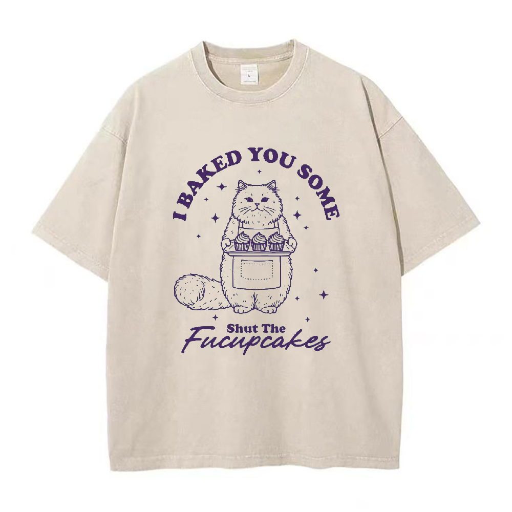 シャット・ザ・フカップケーキのユニセックスTシャツを焼きました