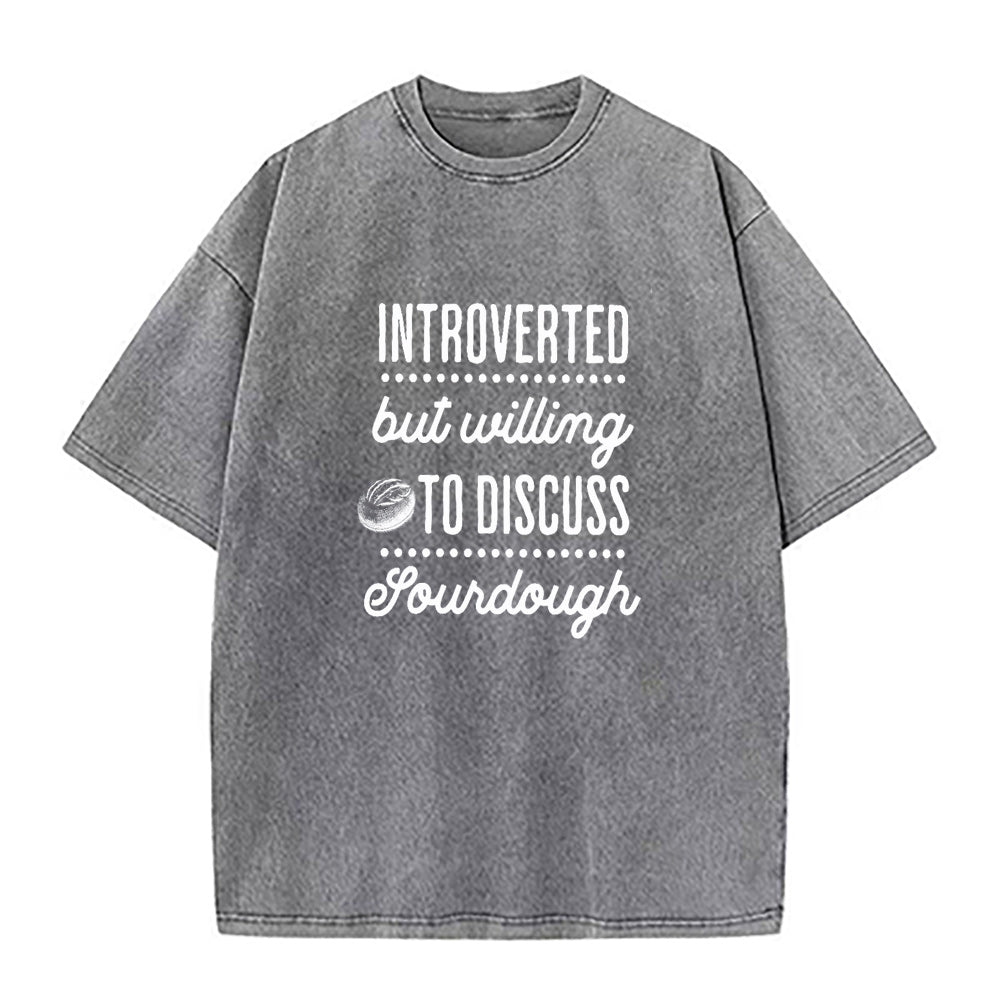 内向的だけど議論は好き サワードウ ユニセックス Tシャツ