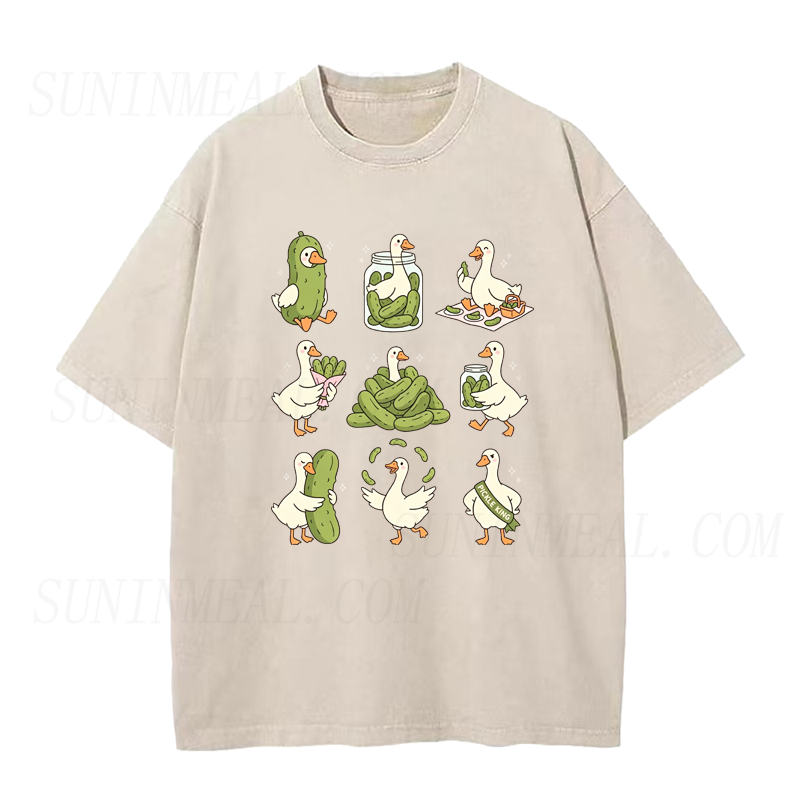 Goose Loves Pickles Unisex Tee
