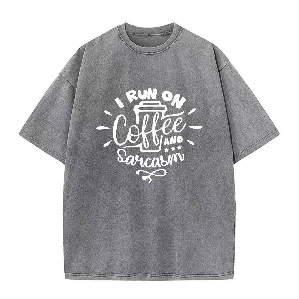 I Run On Coffee and Sarcasm ユニセックスTシャツ