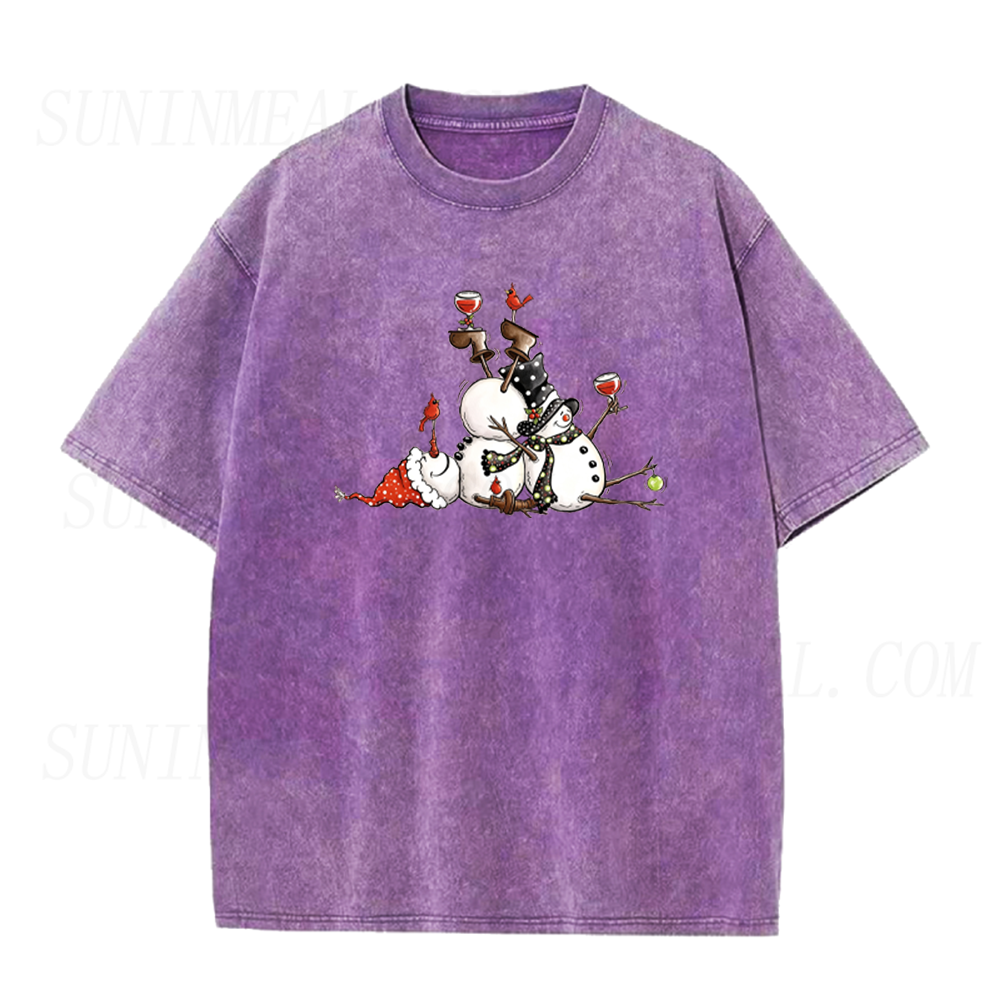 Funny Snowmen Drinking Wine Unisex Tee