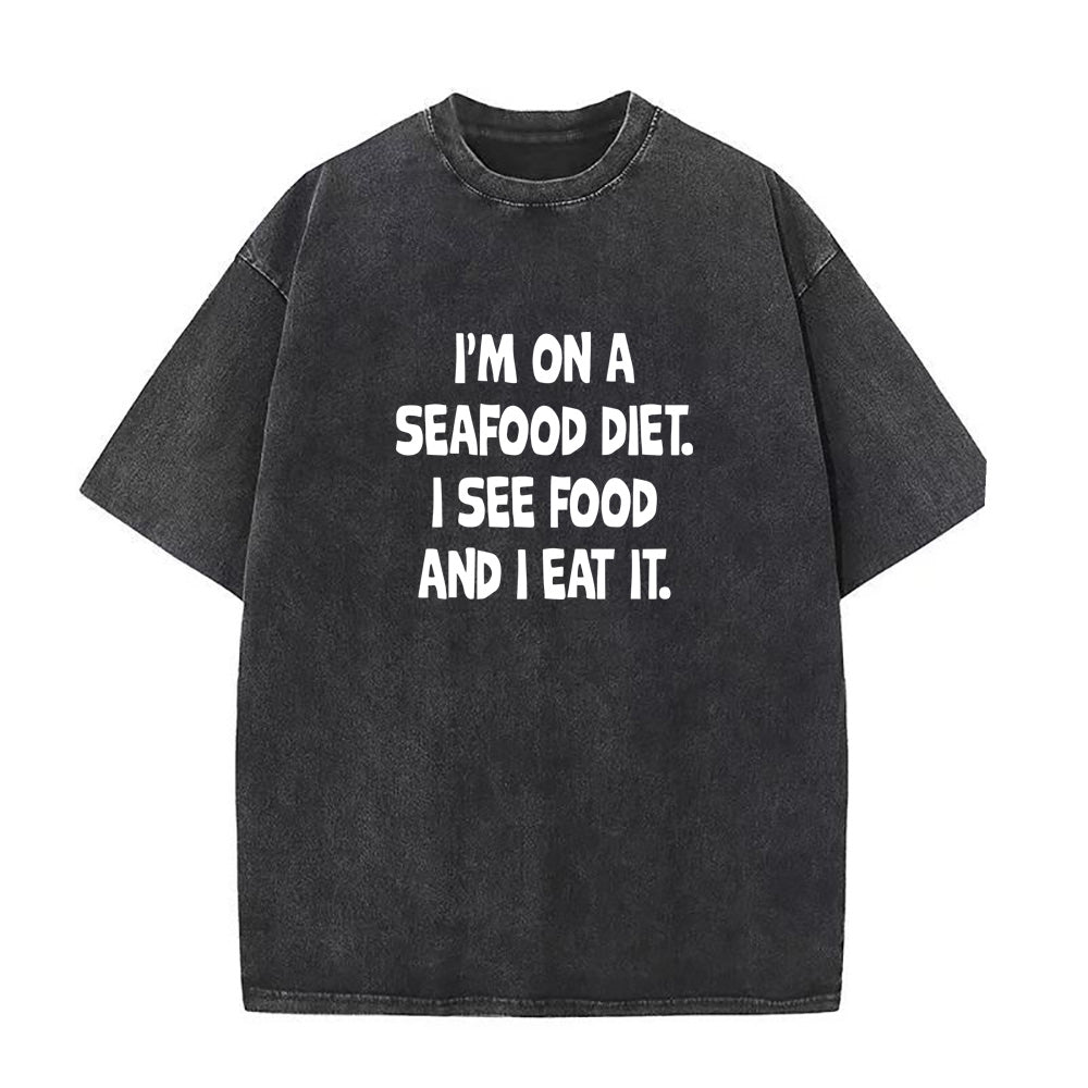 「シーフードダイエット中」ユニセックスTシャツ