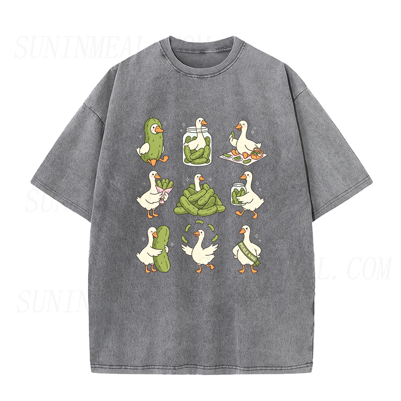 Goose Loves Pickles Unisex Tee