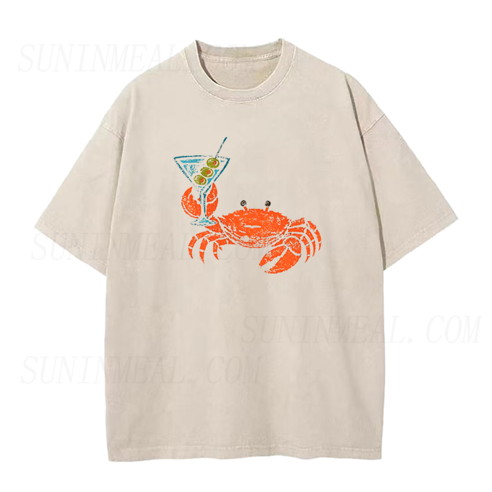 Funny Crab Holding Cocktail Unisex Tee