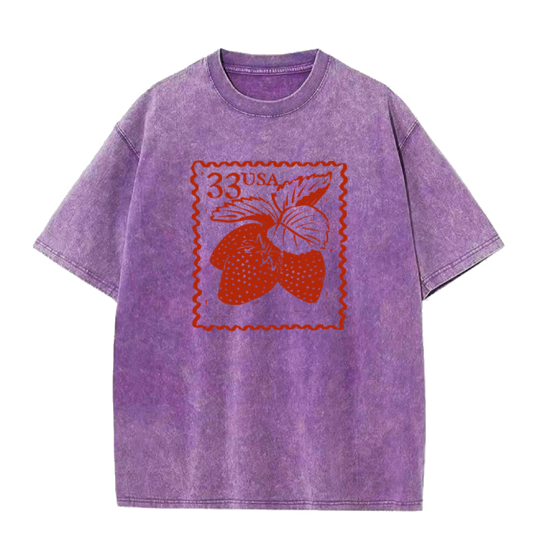 ストロベリーポステッジ ユニセックスTシャツ