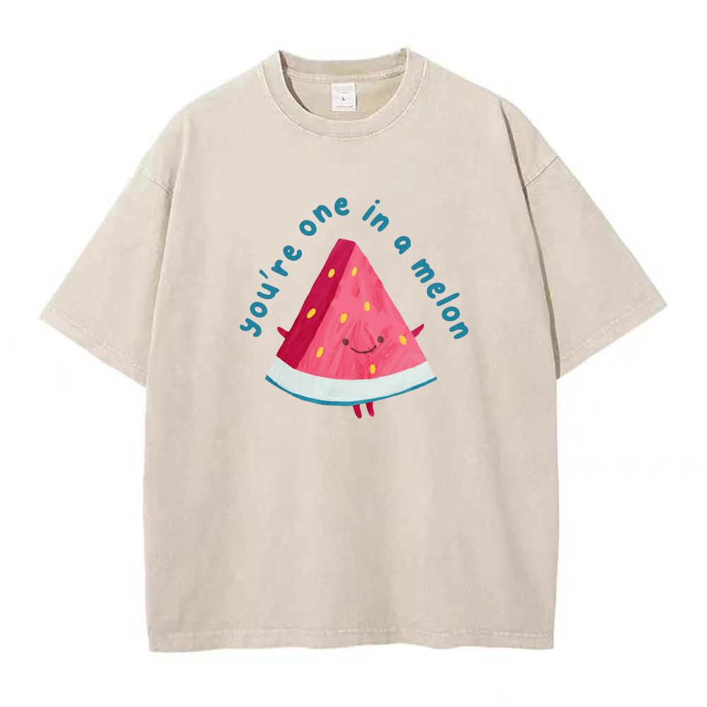 メロンの中のあなた ユニセックスTシャツ