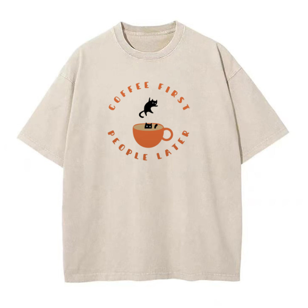 コーヒー・ファースト・ピープル・レイター ユニセックスTシャツ