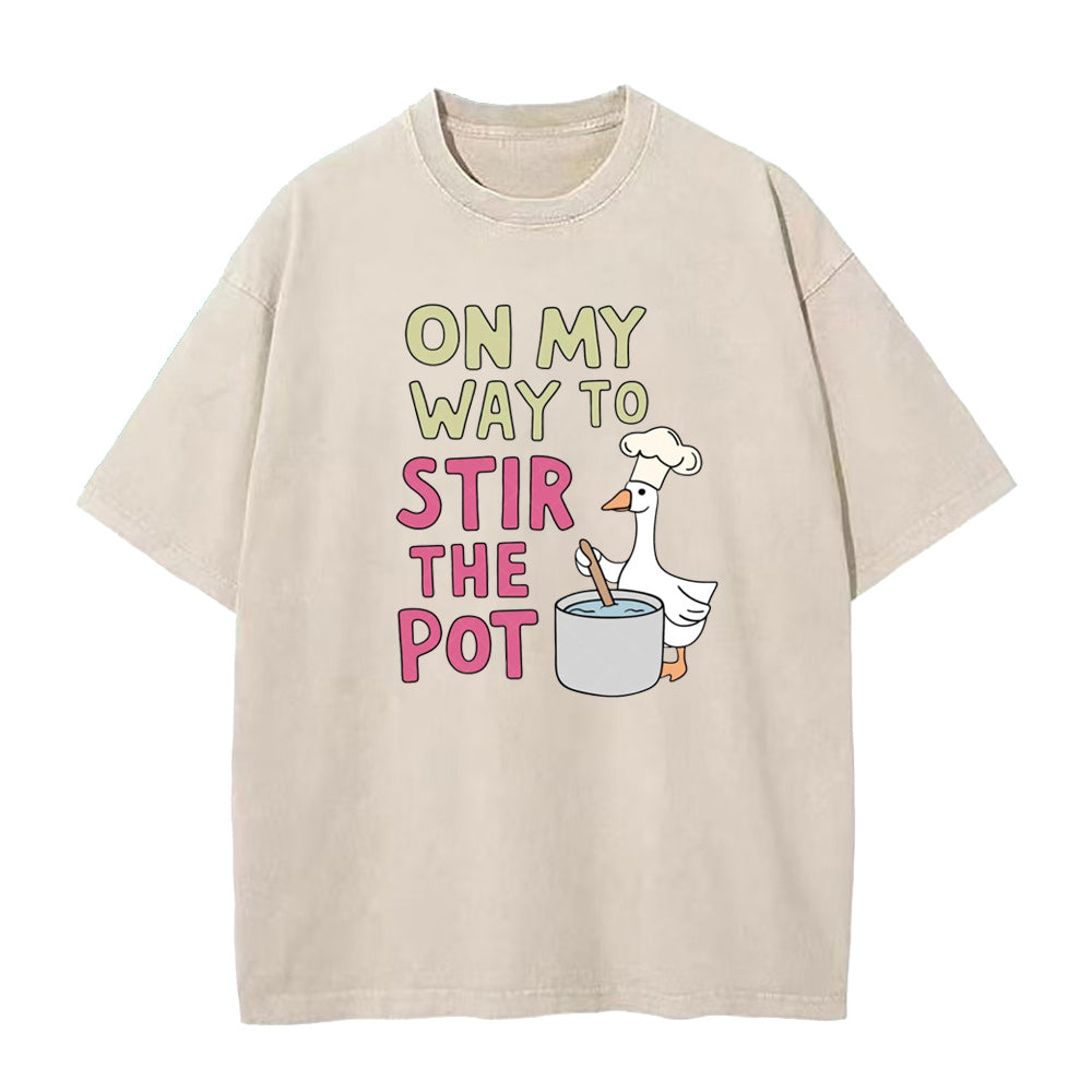 オン・マイ・ウェイ・トゥ・スター・ザ・ポット ユニセックスTシャツ