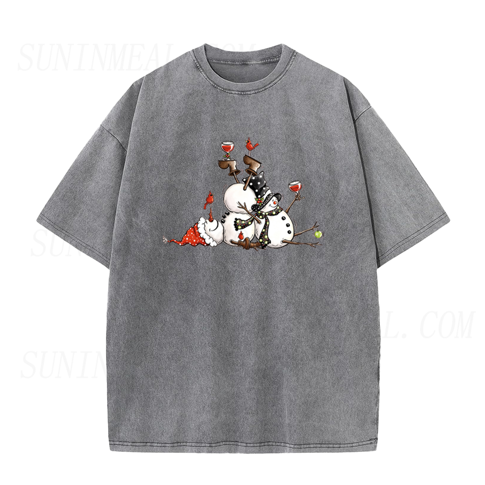 Funny Snowmen Drinking Wine Unisex Tee