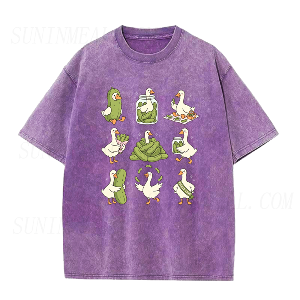 Goose Loves Pickles Unisex Tee