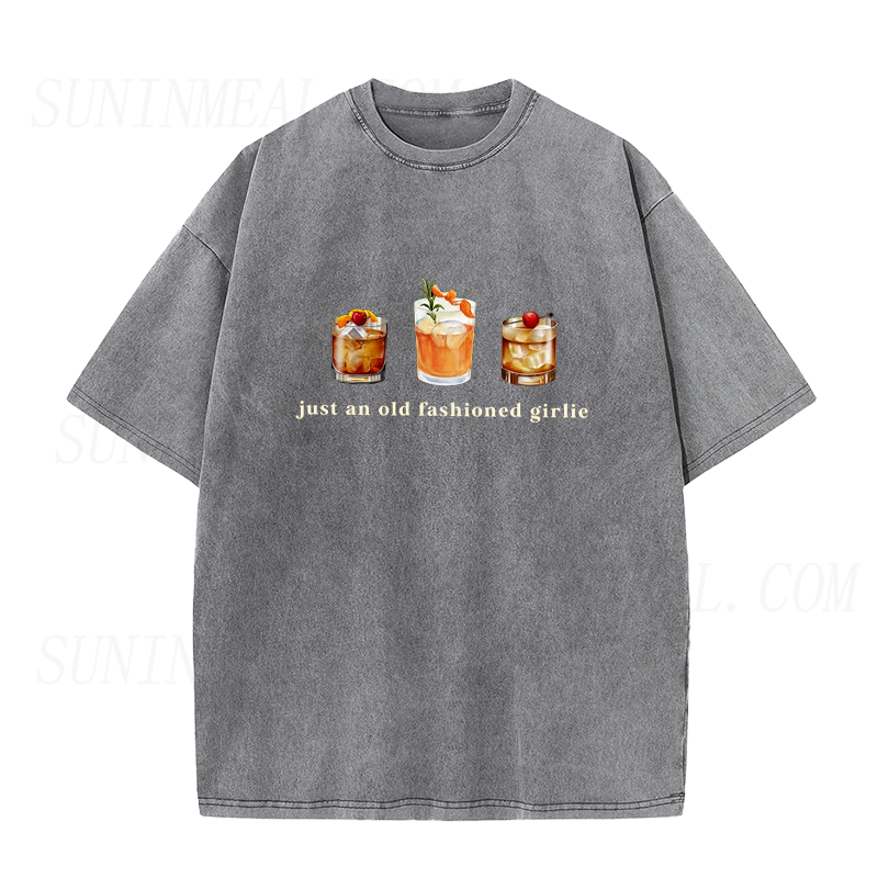 Just An Old Fashioned Girlie Unisex Tee