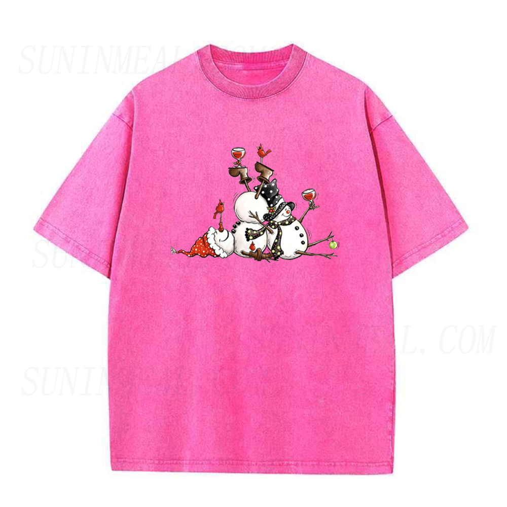 Funny Snowmen Drinking Wine Unisex Tee