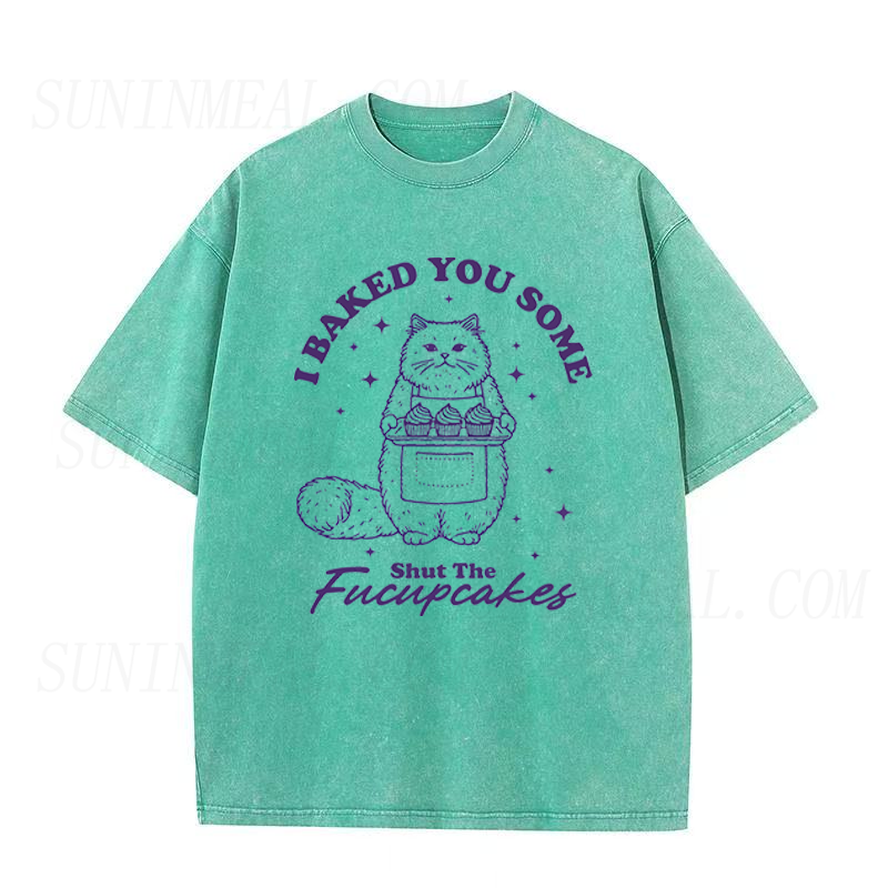 シャット・ザ・フカップケーキのユニセックスTシャツを焼きました