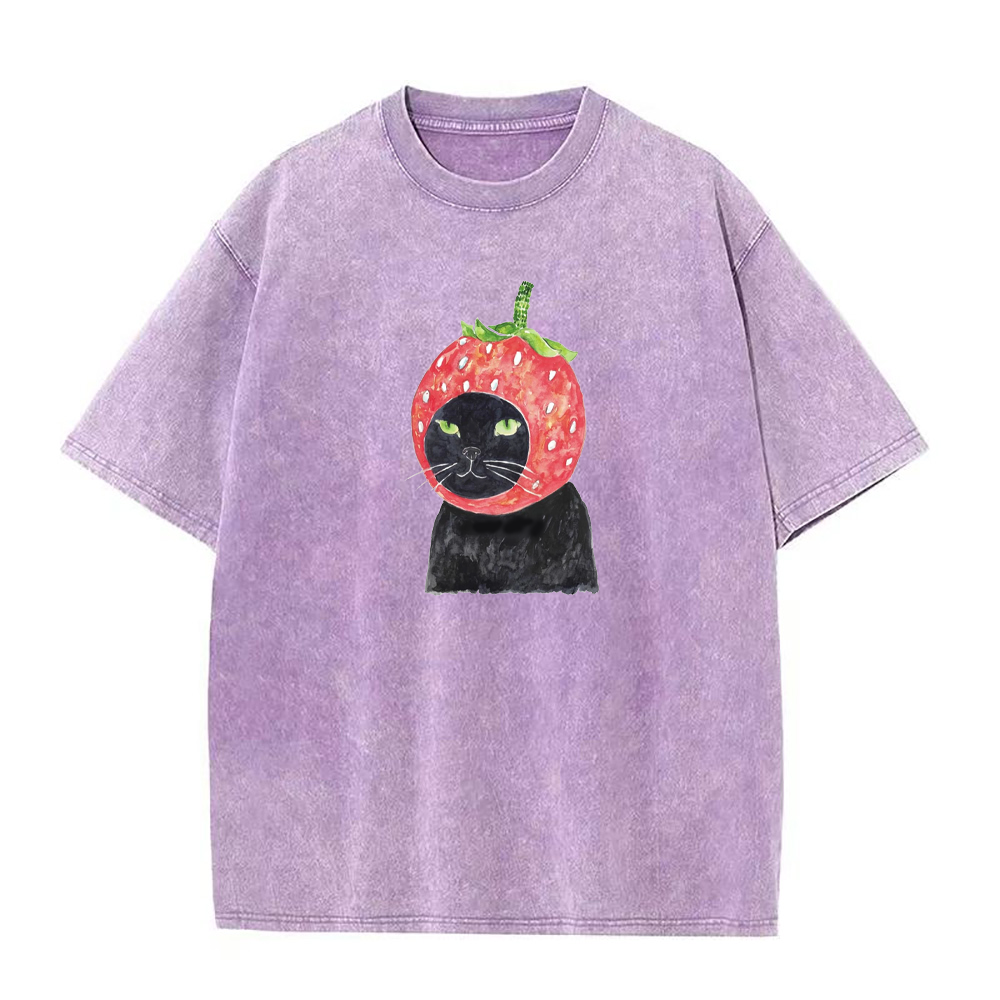 猫イチゴユニセックスTシャツ