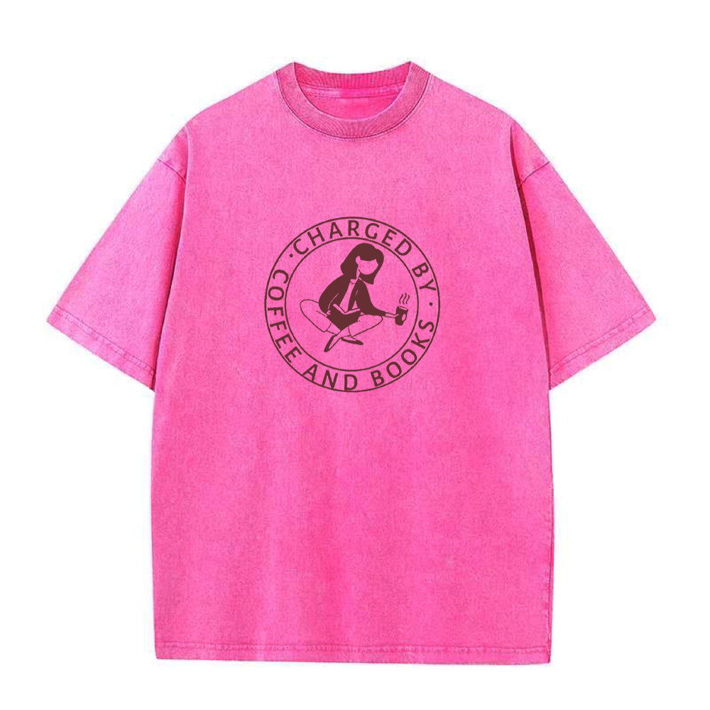 コーヒーと本でチャージ ユニセックスTシャツ