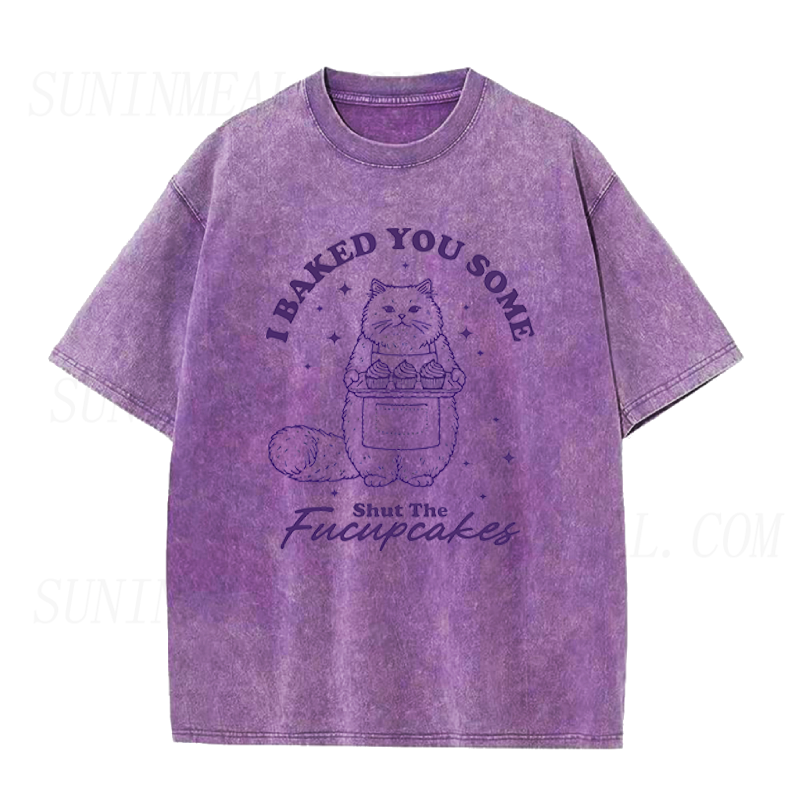 シャット・ザ・フカップケーキのユニセックスTシャツを焼きました
