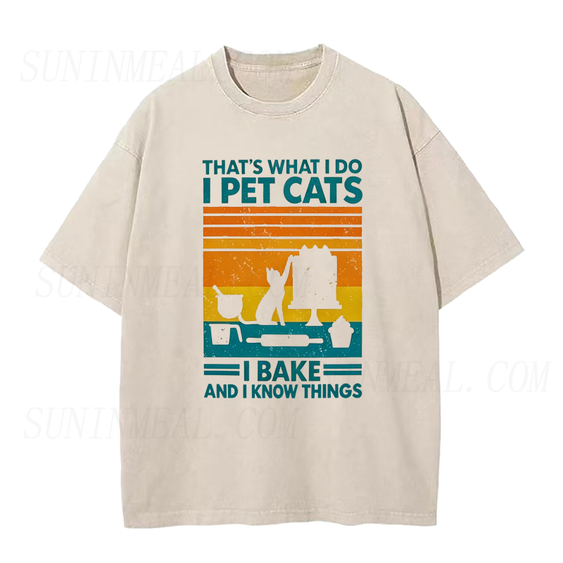 I Pet Cats & Bake Unisex Tee